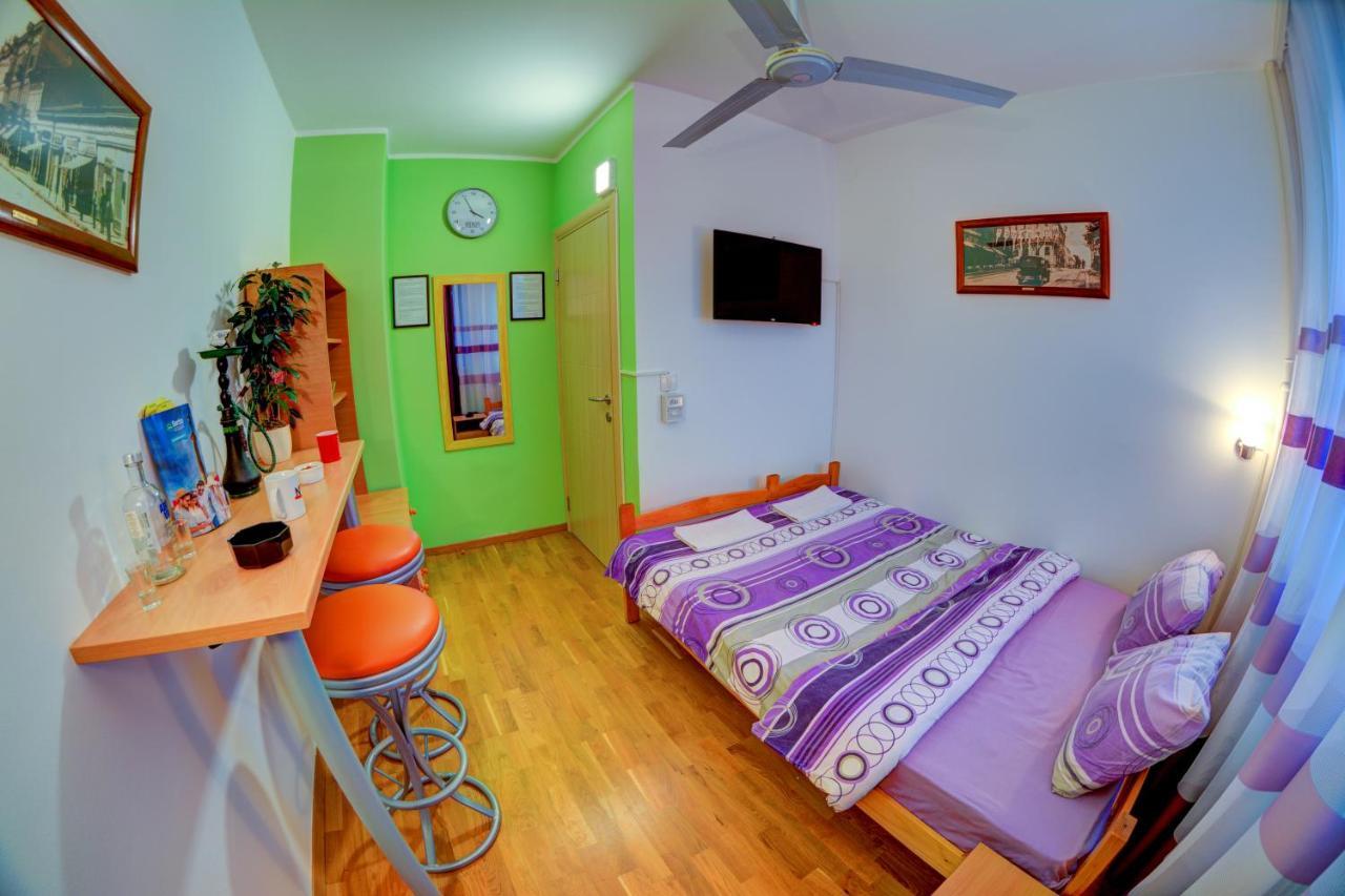 Rooms And Apartments S Βελιγράδι Εξωτερικό φωτογραφία